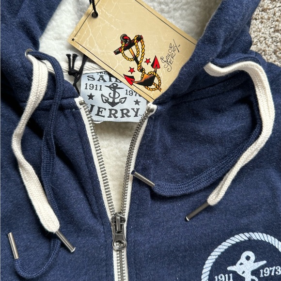 NWT Sherpa zip up with thumb holes - Picture 3 of 7